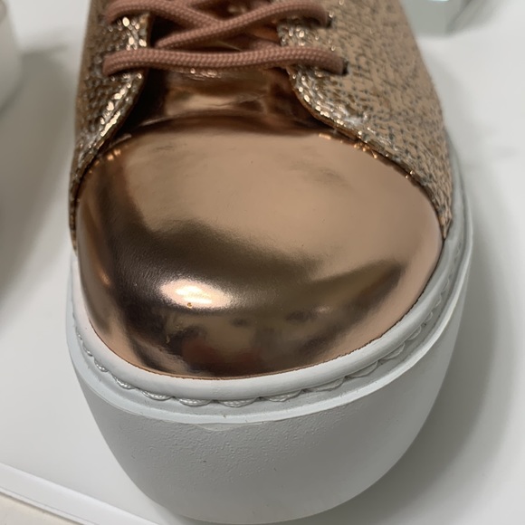 Rose gold sneakers low top EU37 or US7 - Picture 15 of 15
